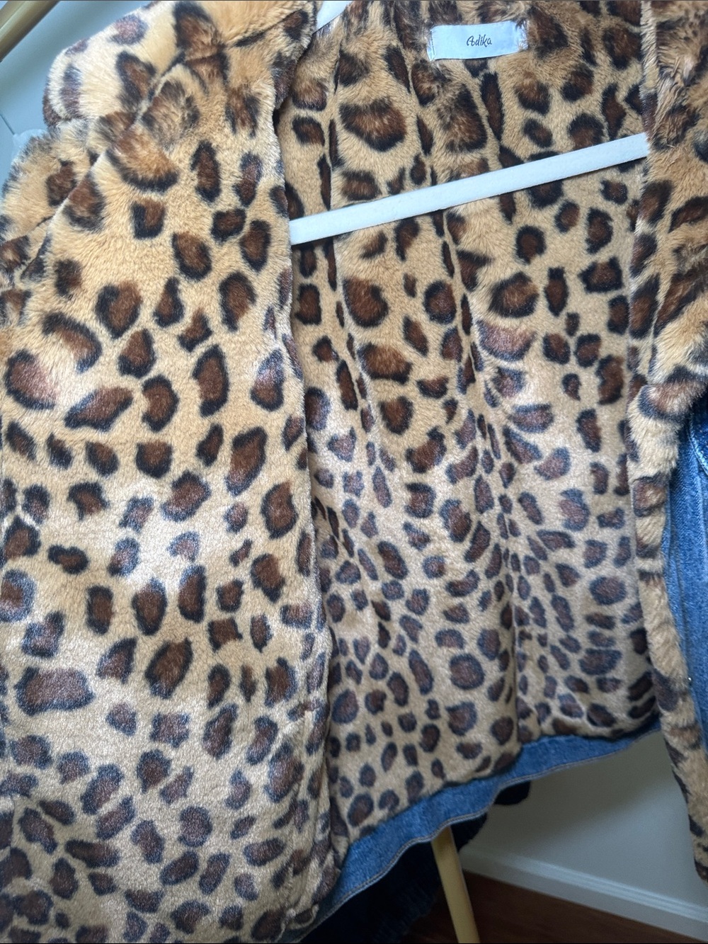Adika Blue Denim Jacket with Leopard Faux-Fur Collar - Picture 3 of 4
